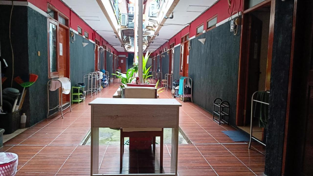 Oyo 91341 D'Phoenix Anggrek Syariah Residence Yakarta Exterior foto